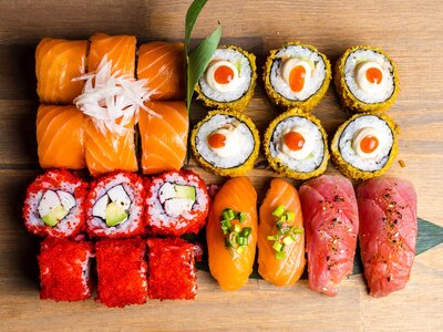 Сет роллов На компанию