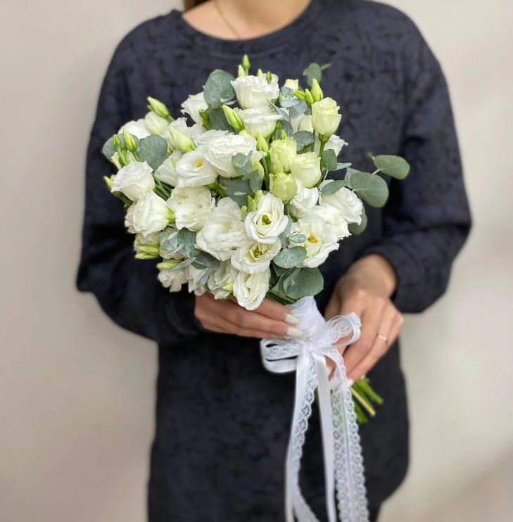 Свадебный букет из альстромерий