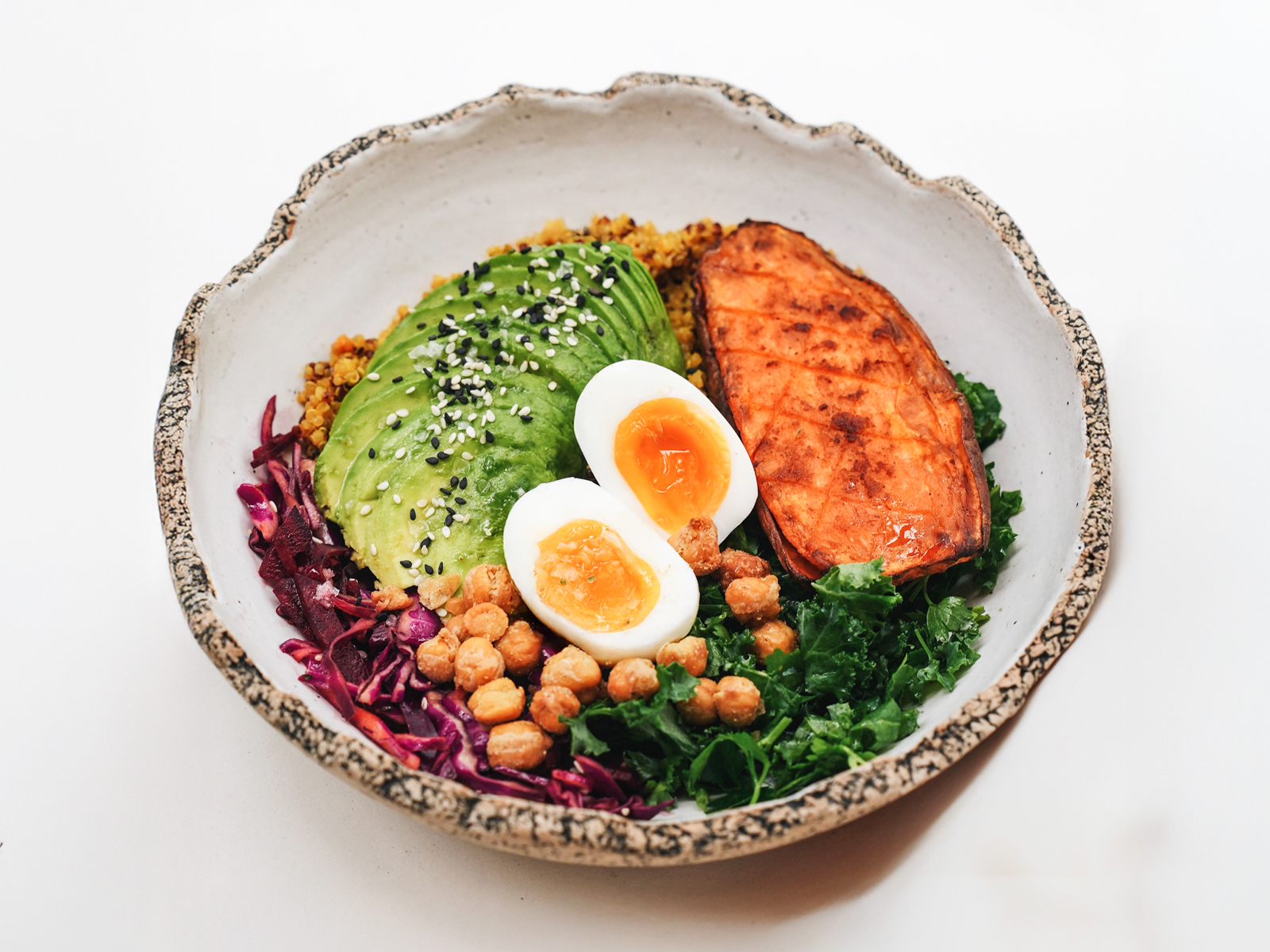 Утренний боул с киноа