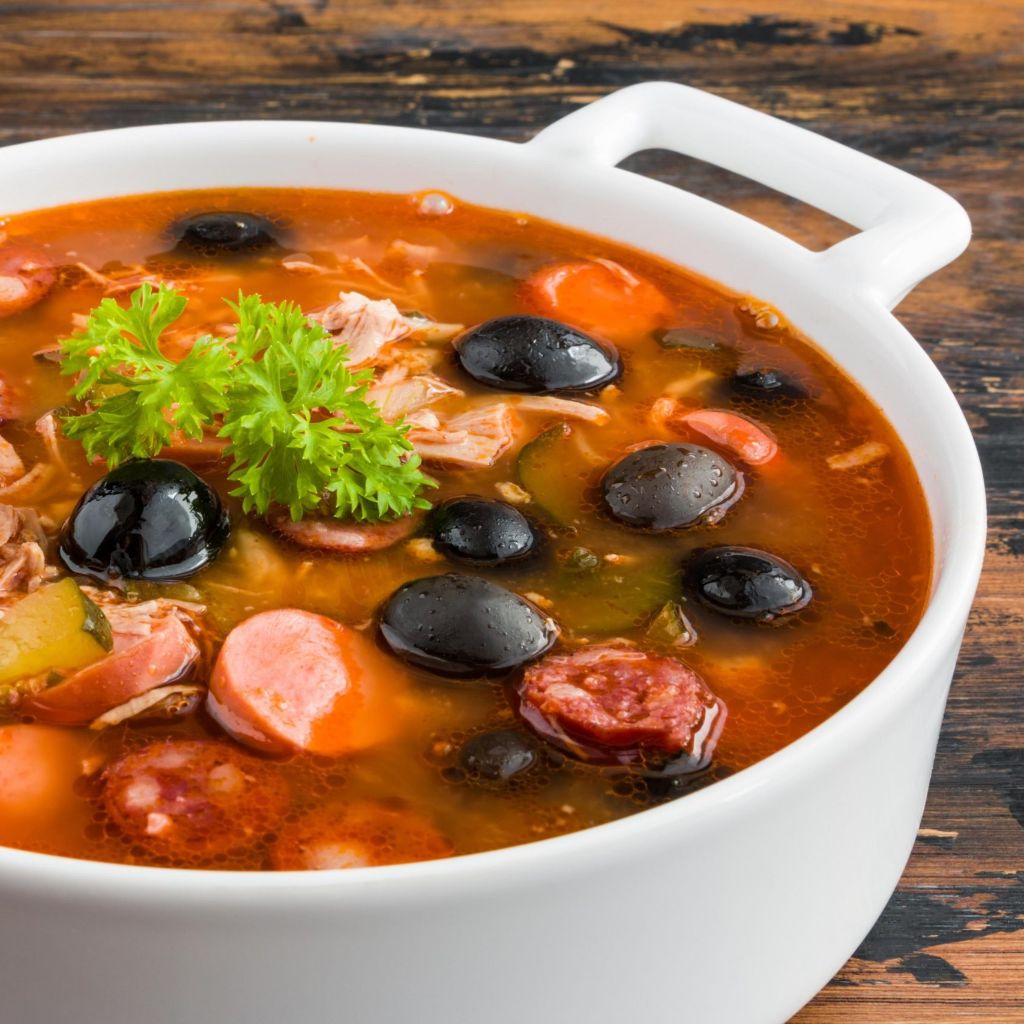 Солянка сборная мясная