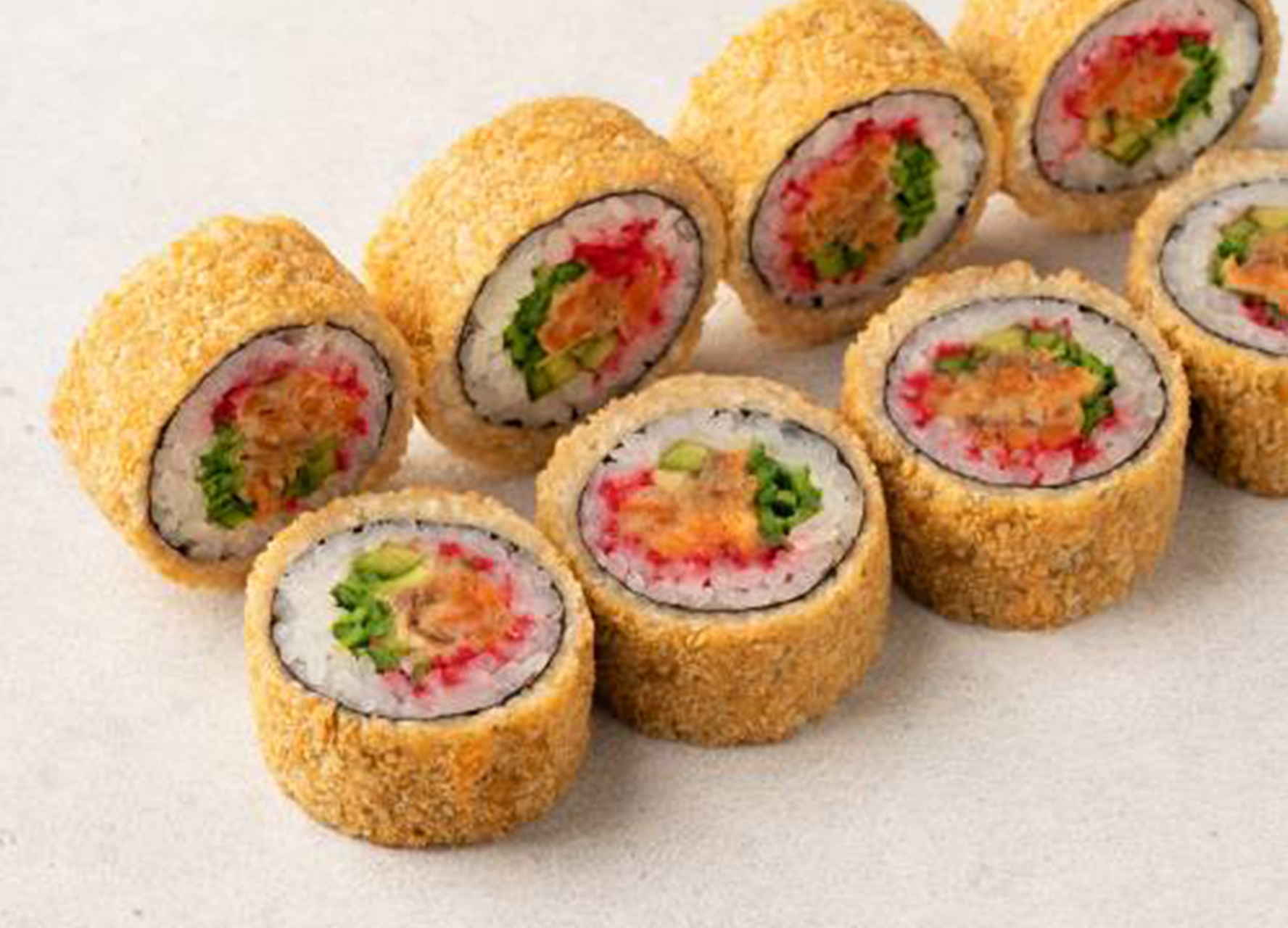 Калифорния с лососем в темпуре