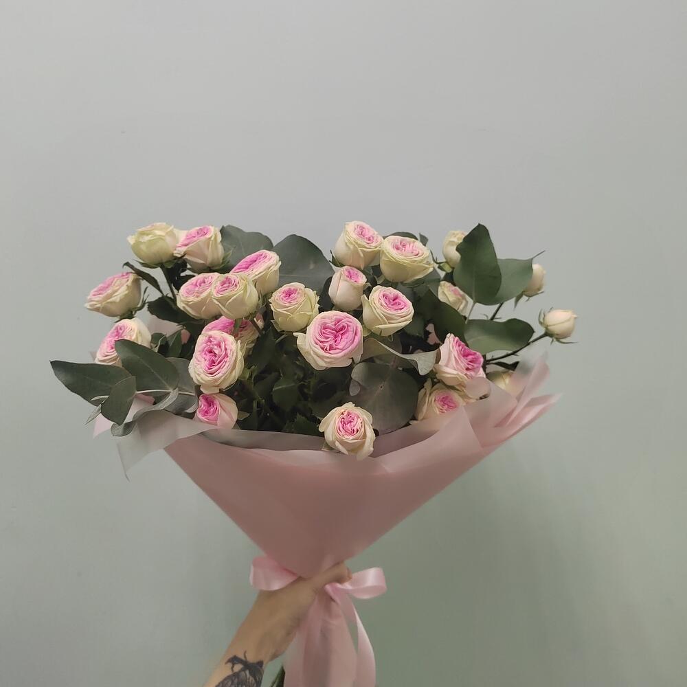 Пионовидные розы Джетато