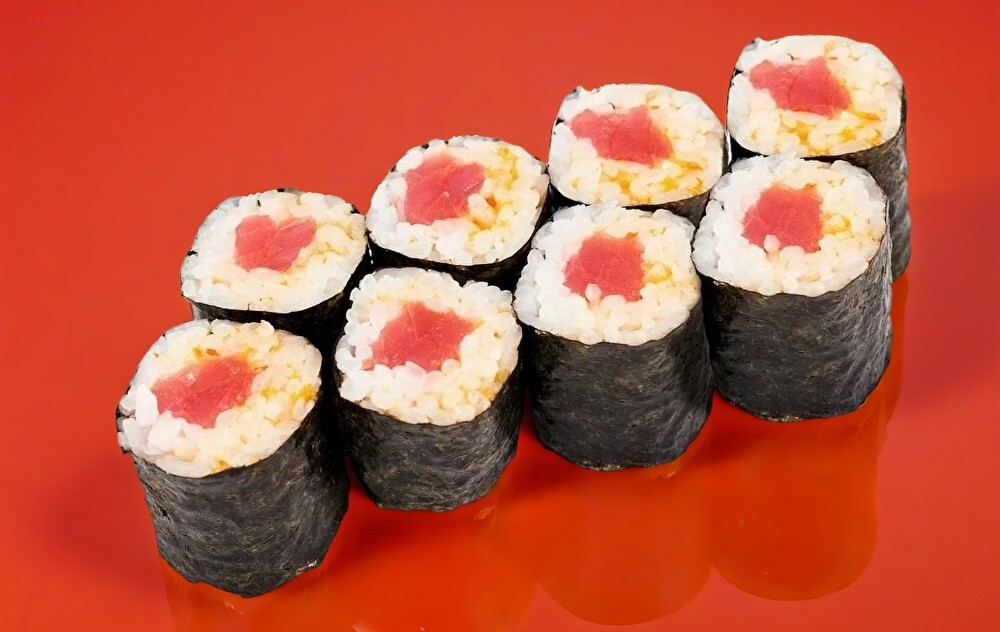 Ролл маки спайси тунец