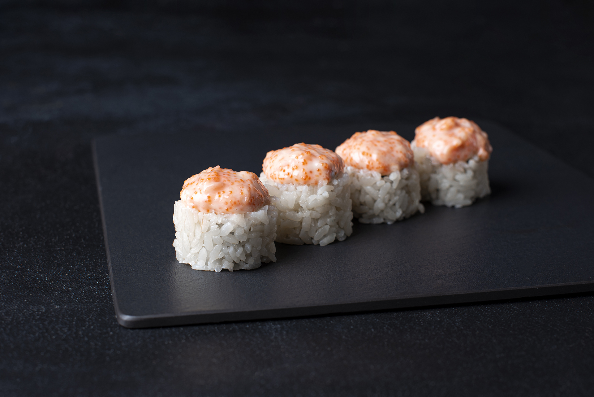 Лава с лососем 4шт.