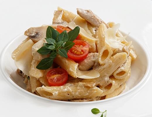 Пене с курицей и грибами