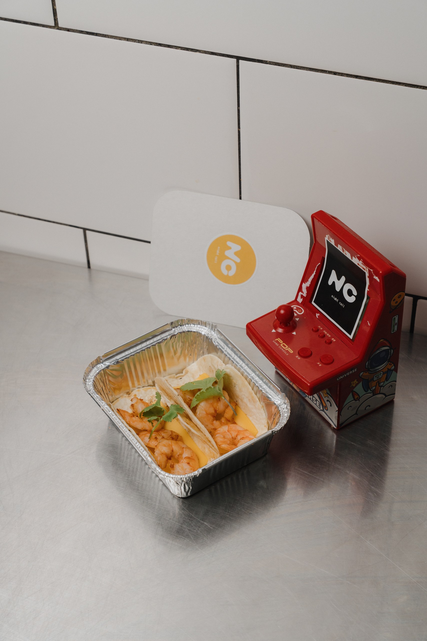 Тако с креветкой и манго