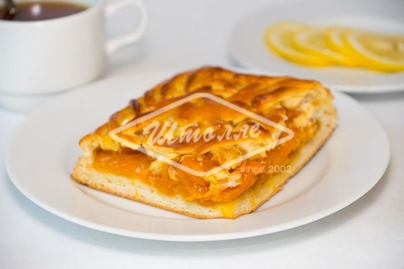 Пирог с курагой 500гр