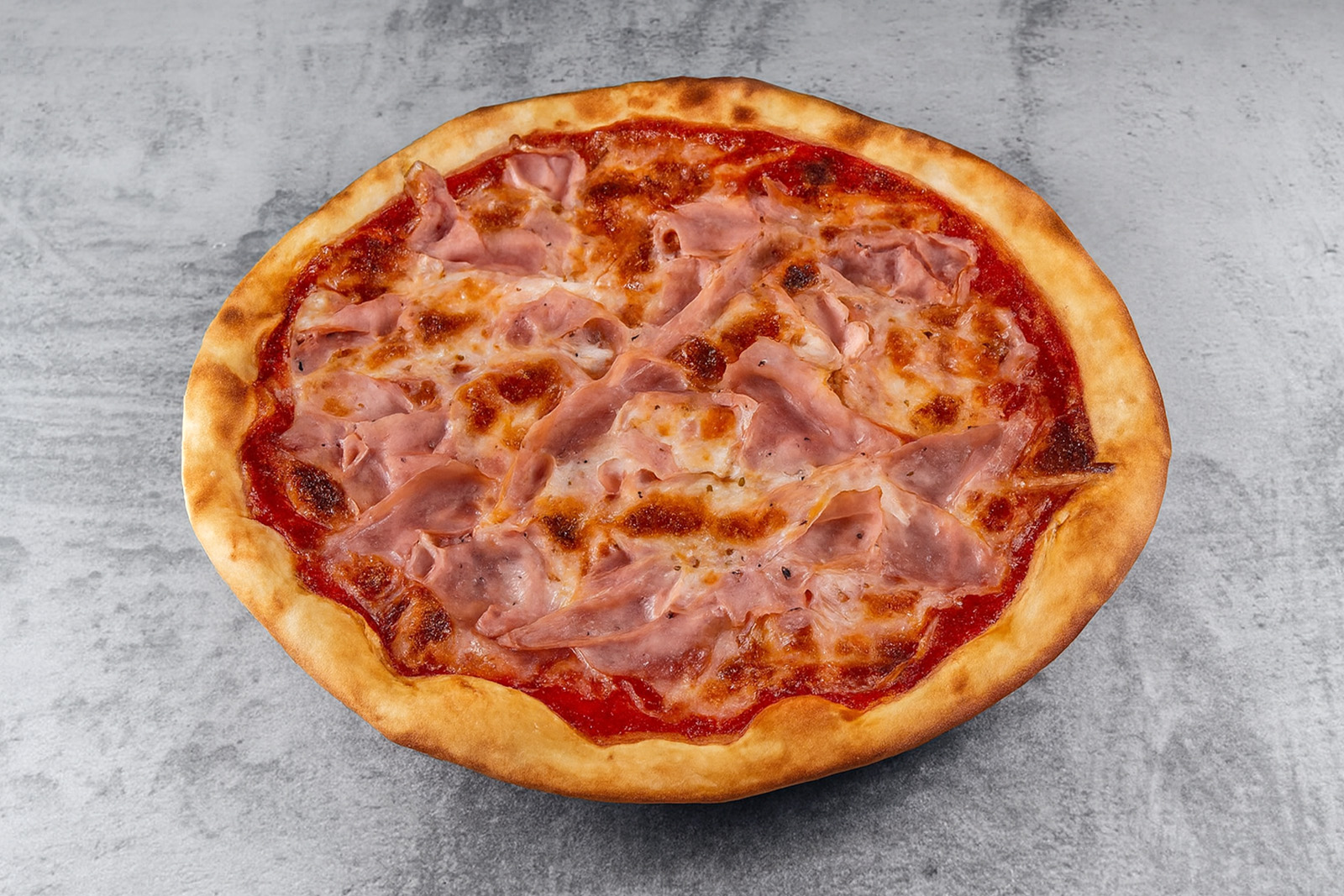 Пицца с ветчиной