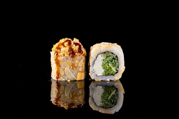 Yгорь с Миндалем