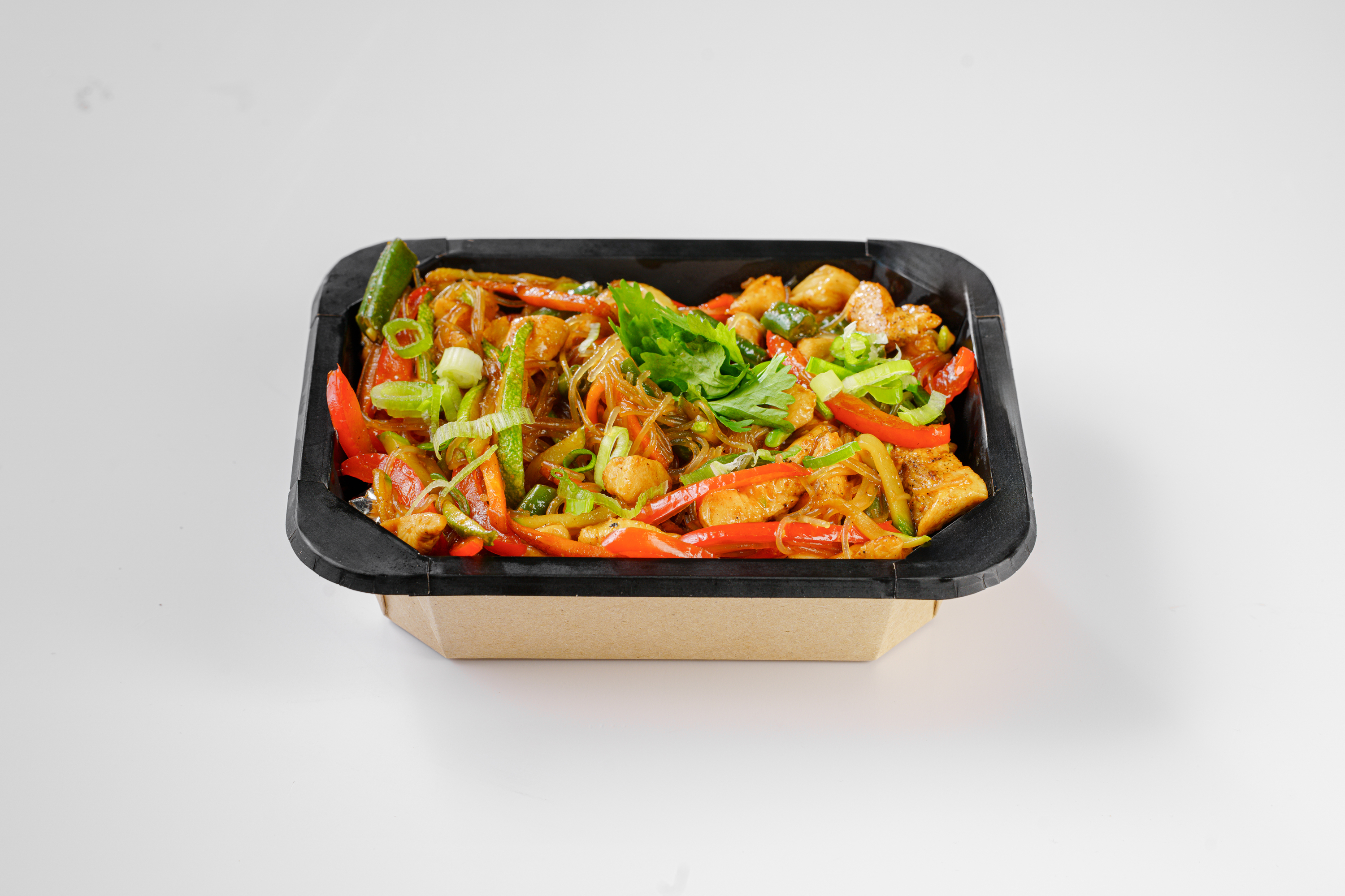 Лапша фунчоза с курицей