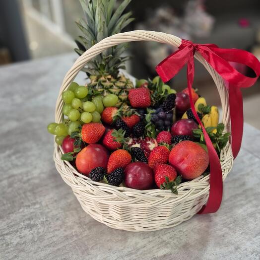 Фруктовая корзина,изобилие витаминов 