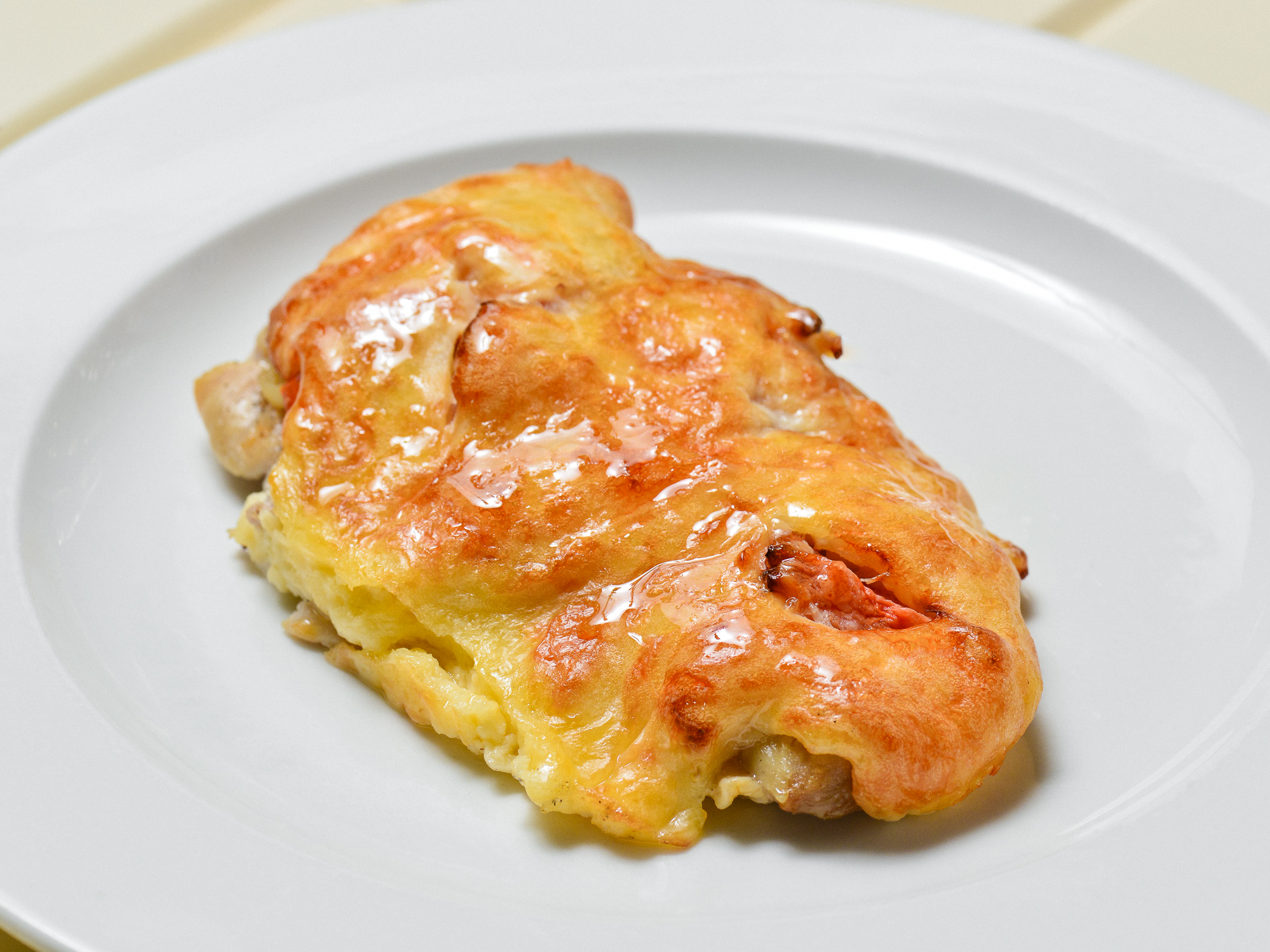 Курица с помидорами и сыром