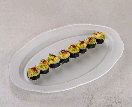 Запеченный ролл с креветкой и авокадо