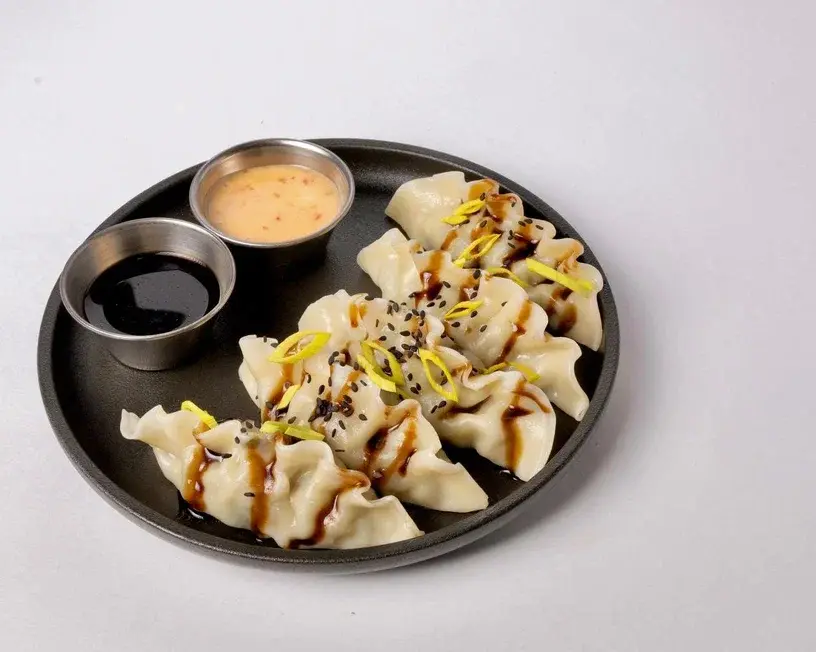 Гёдза с курицей и креветками