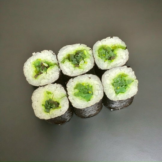 Ролл"Классика с водорослями чука"