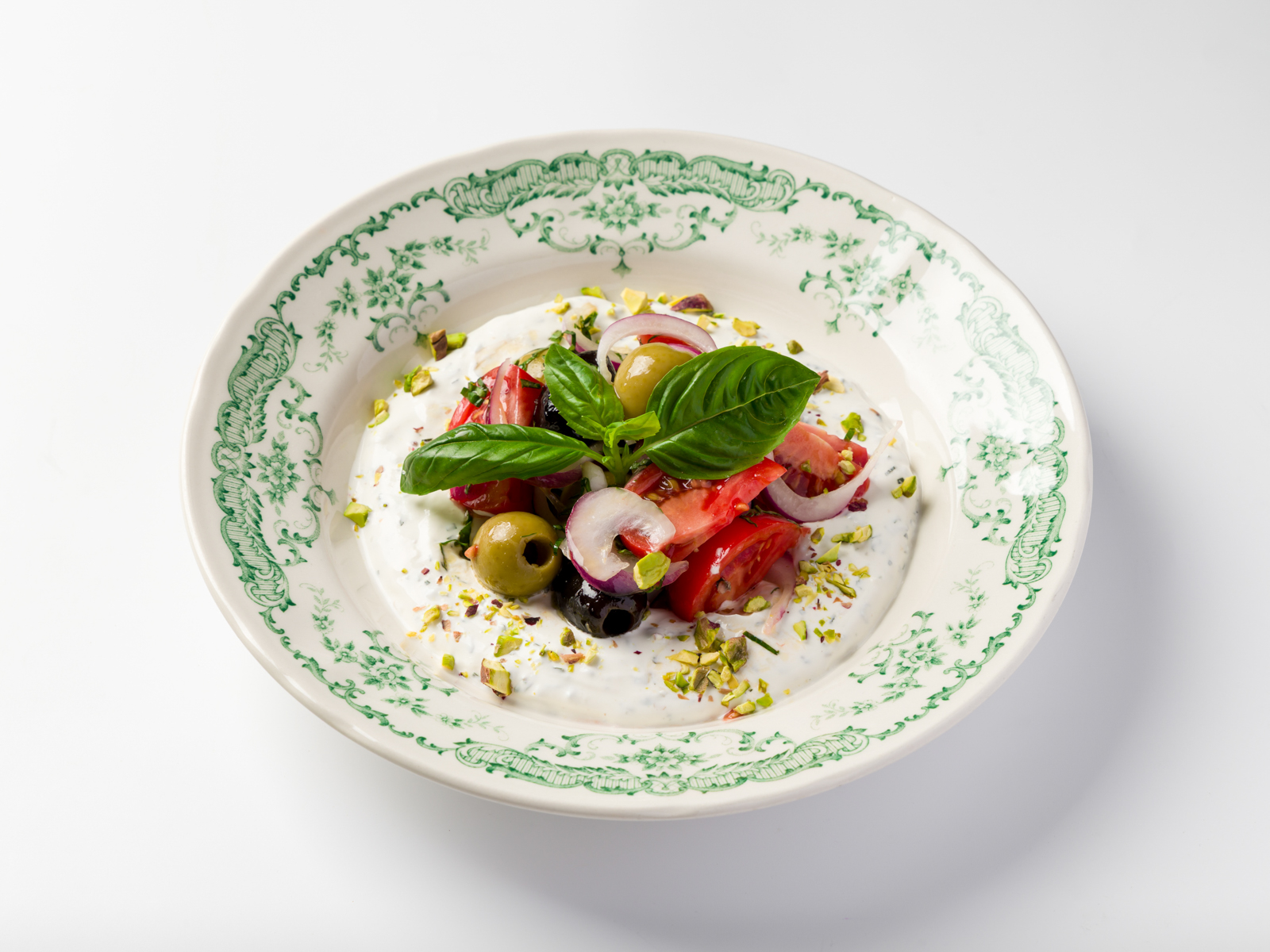 Греческая намазка с оливками, фисташками