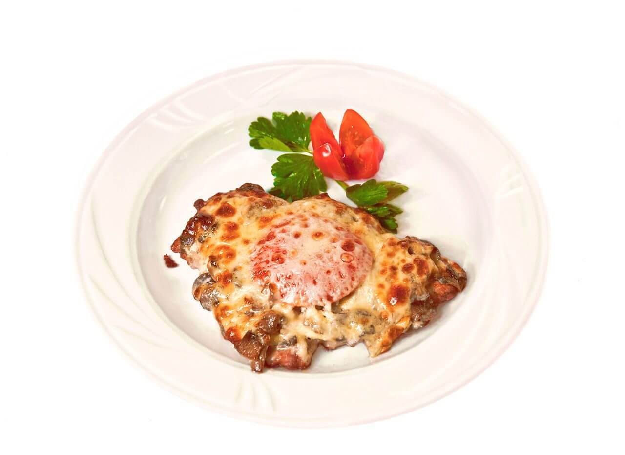 Мясо по-французски