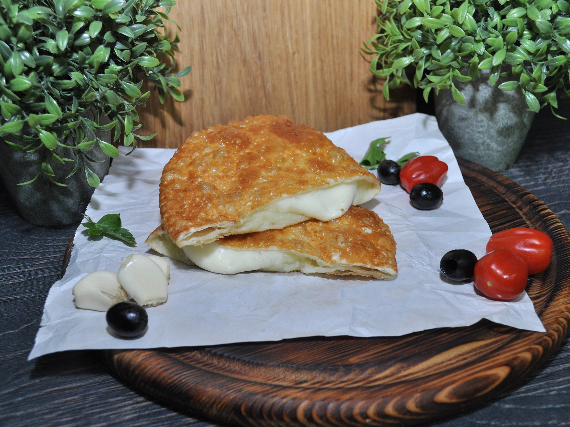 Чебурек картофель и моцарелла