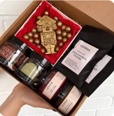 Новогодний бокс L "Щелкунчик"