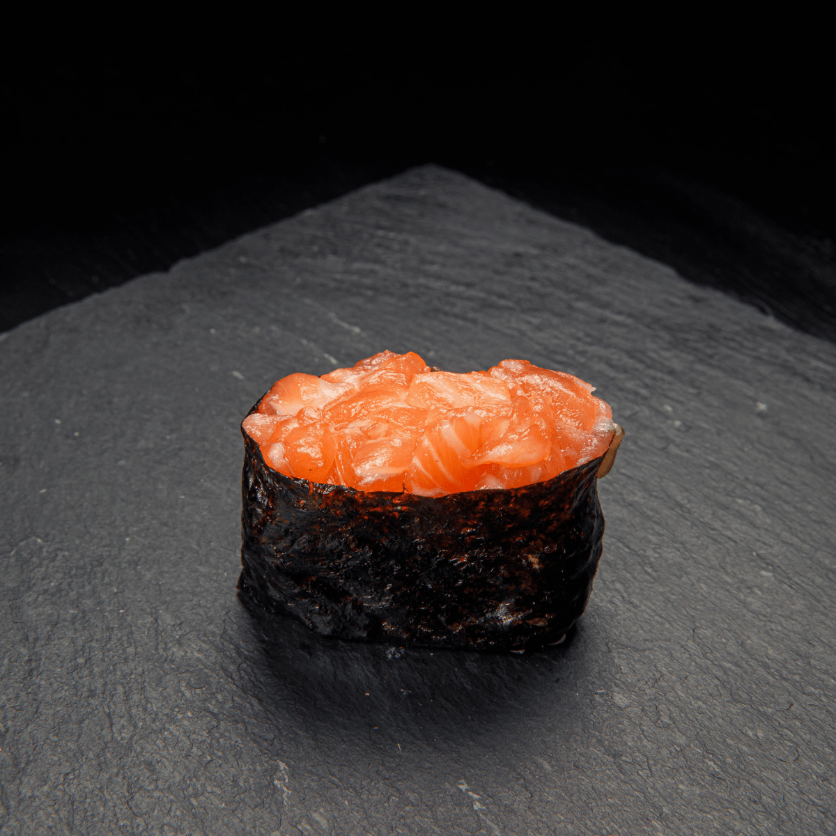 Гункан Лосось