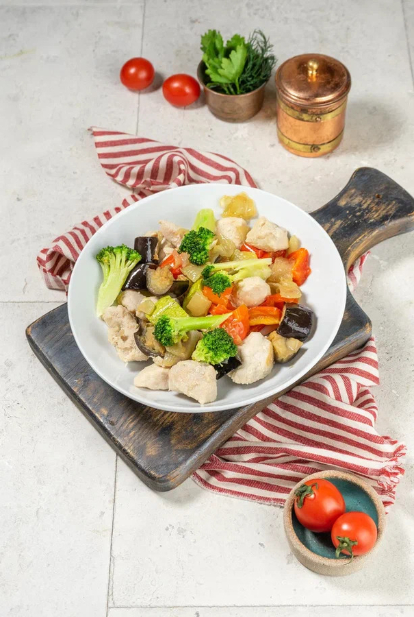 Грудка с овощами