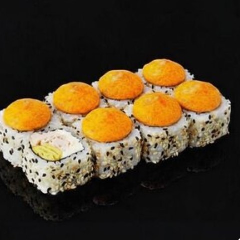 Запеченный ролл Кунжут-омлет-курица-сыр