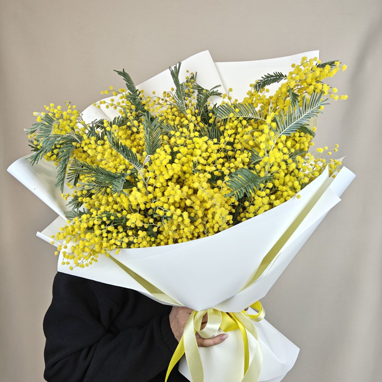 Букет из мимозы