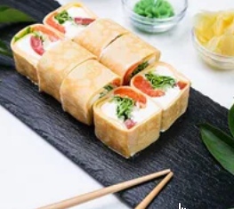 Харумаки с лососем