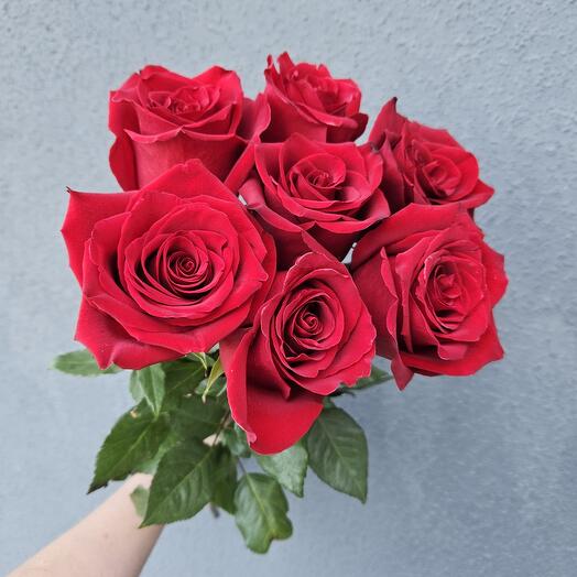 Букет из 7 бордовых роз 60 см