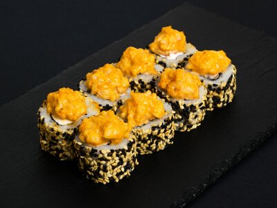 Запеченный ролл с креветкой