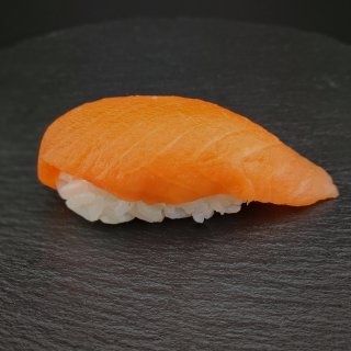 Суши с Лососем 1шт