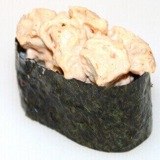 Острые суши с курицей
