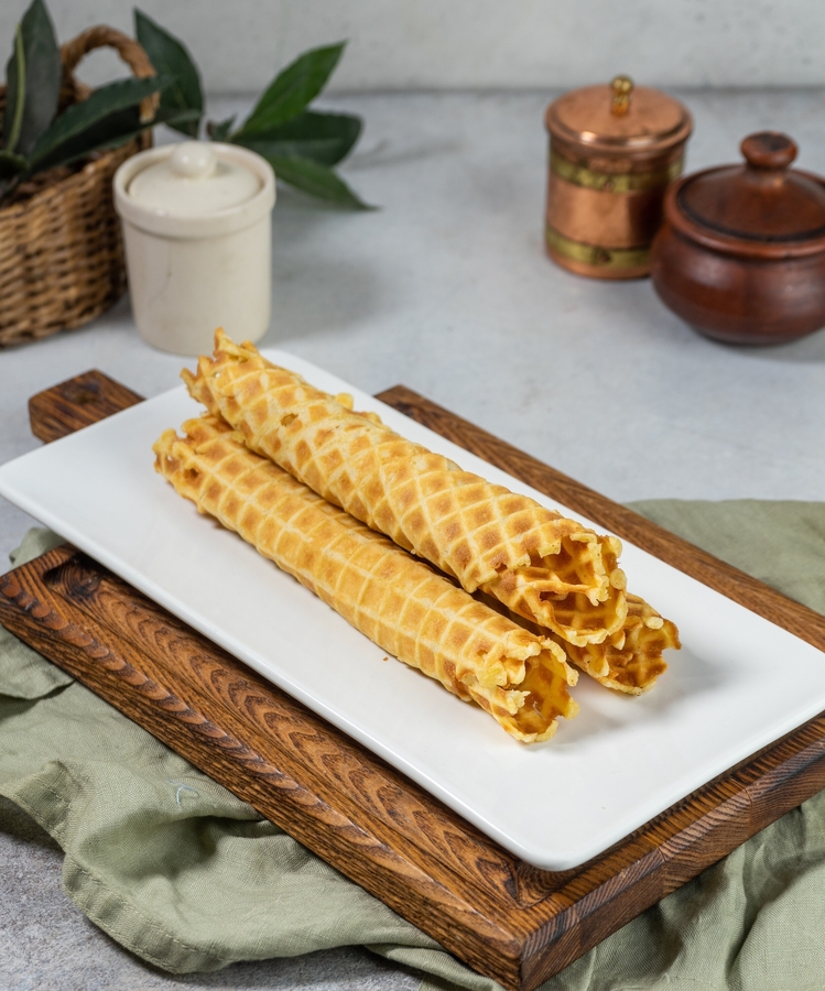 Трубочка вафельная с вареной сгущенкой