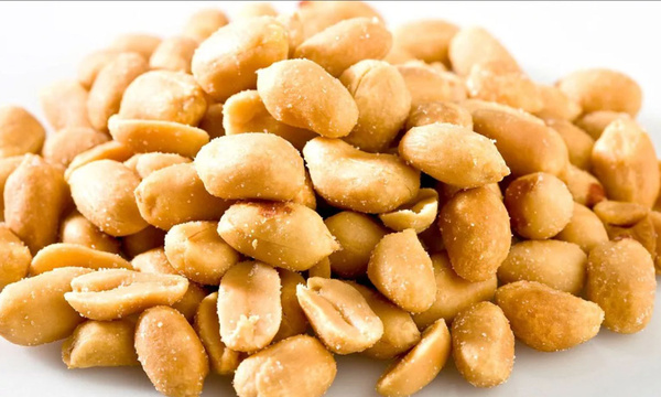 Арахис жареный с солью
