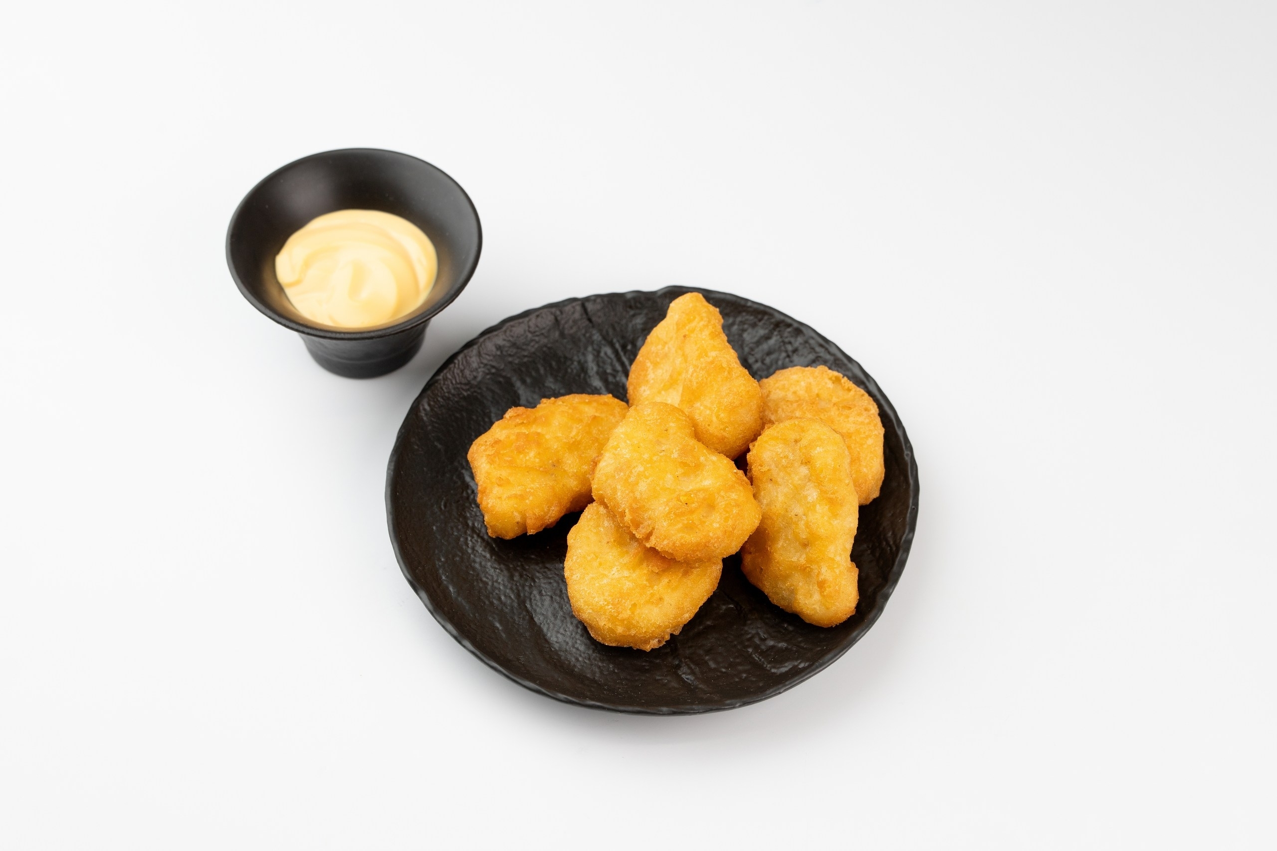 Наггетсы куриные с сырным соусом