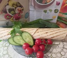 Большая шаурма в тортилье
