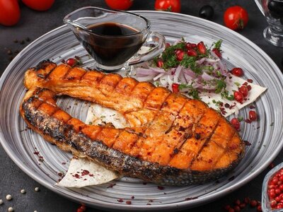 Семга жареная