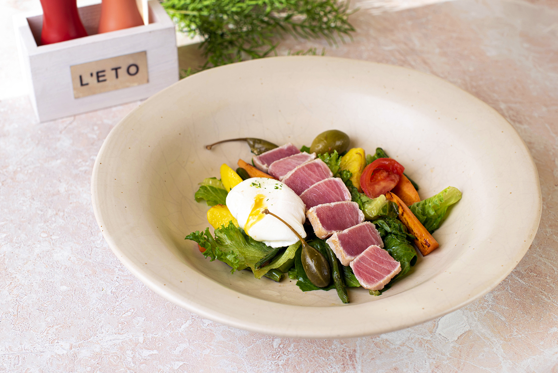 Тунец с картофелем и овощами