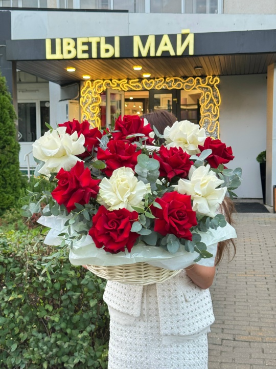 Корзина французских роз