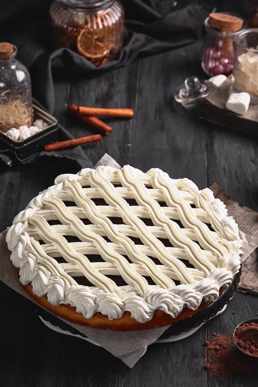 Пирог сдобный с черемухой 1 кг