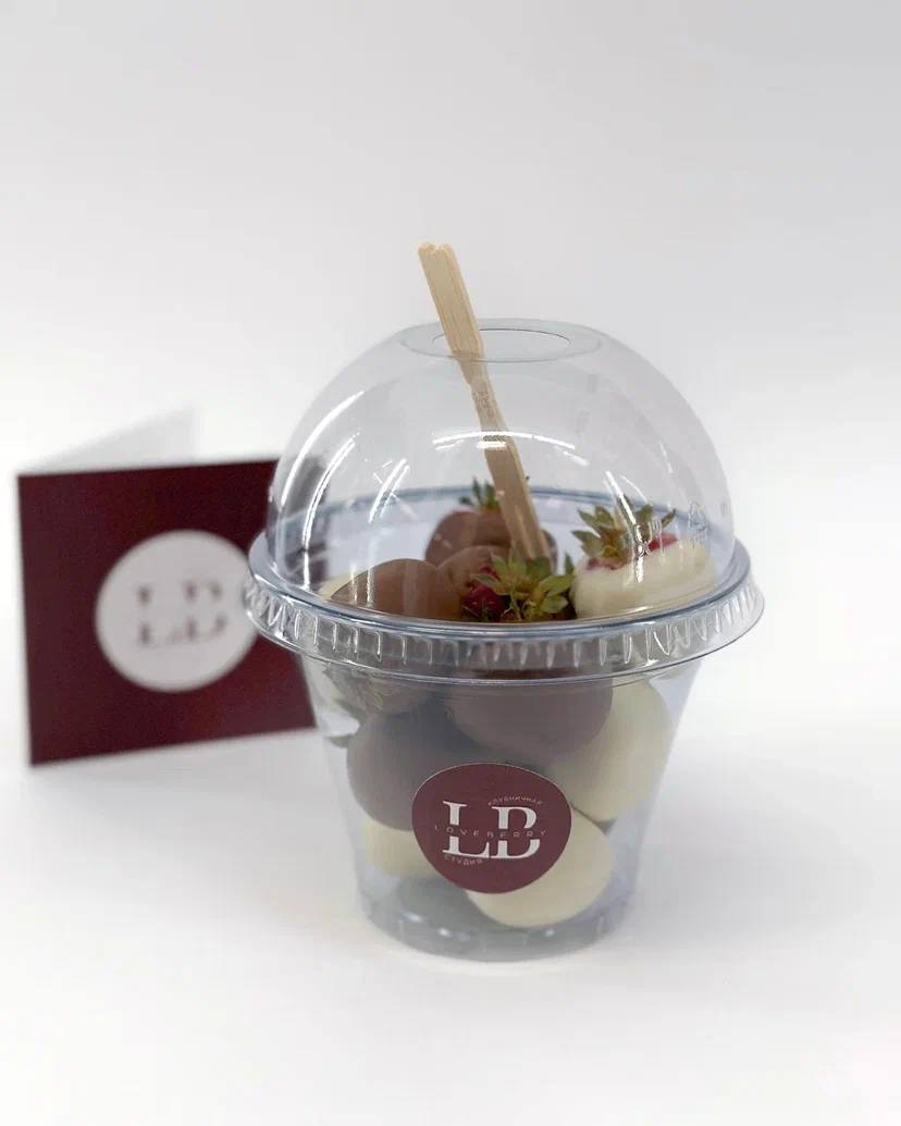 Стакан клубники в шоколаде маленький 