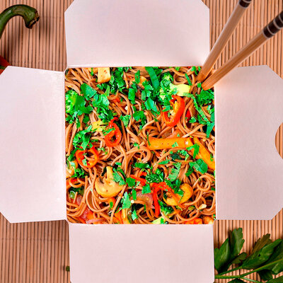 Wok Вегетарианский с лапшой соба и терияки