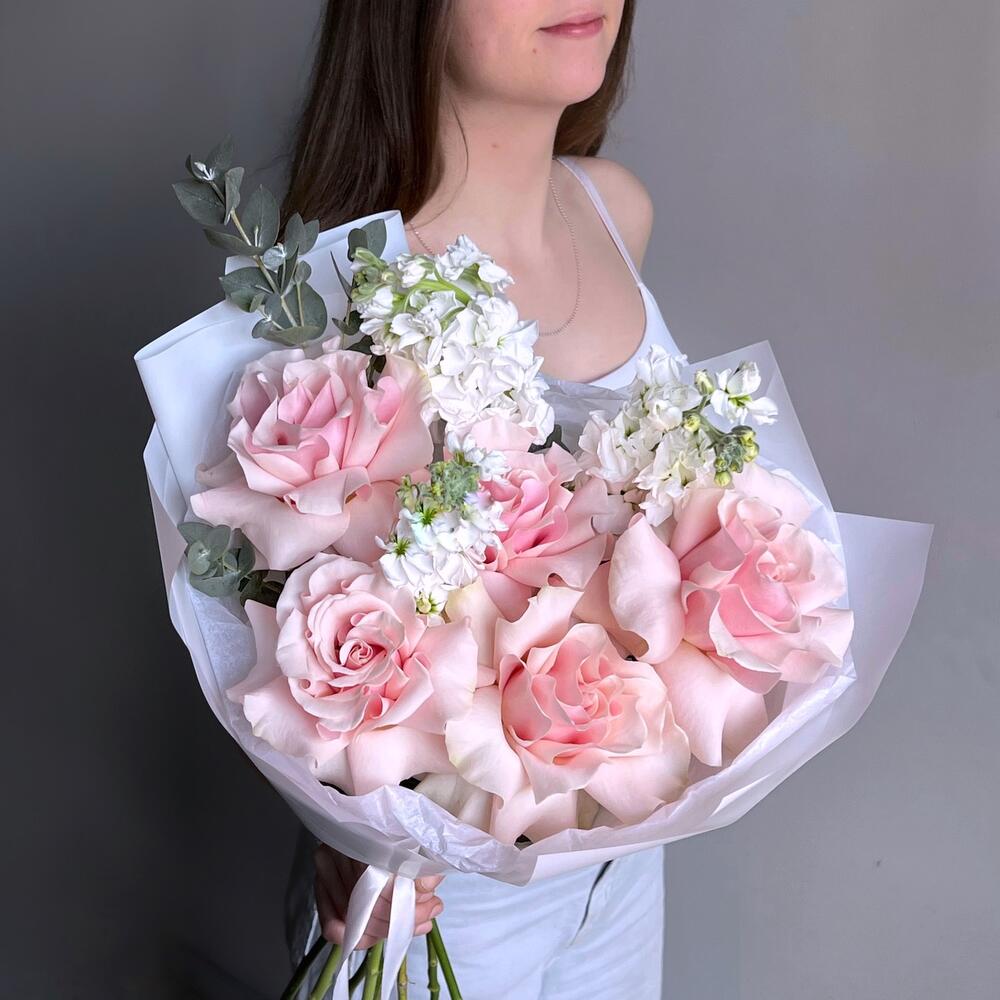 Букет французская роза и маттиола