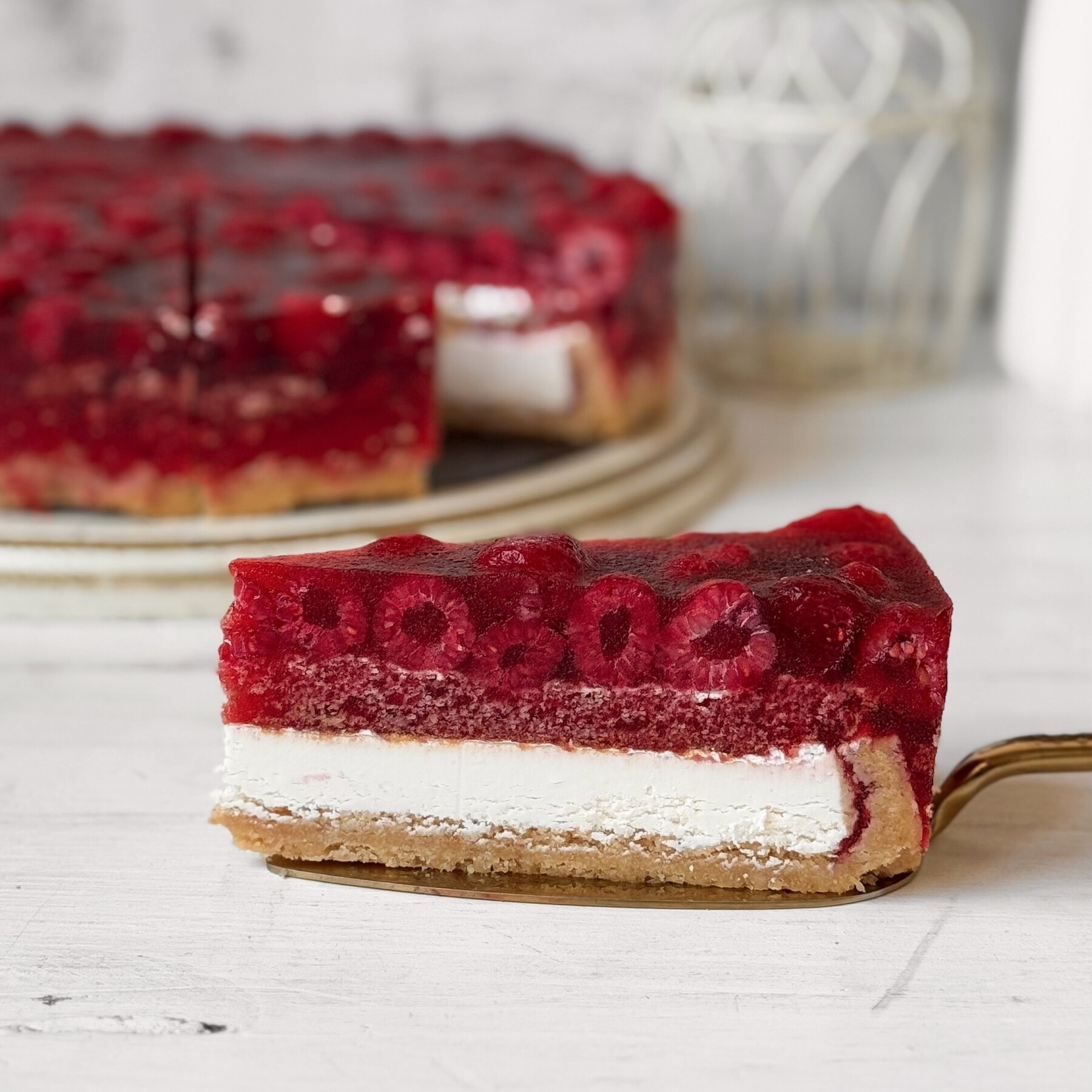 Чизкейк с малиной