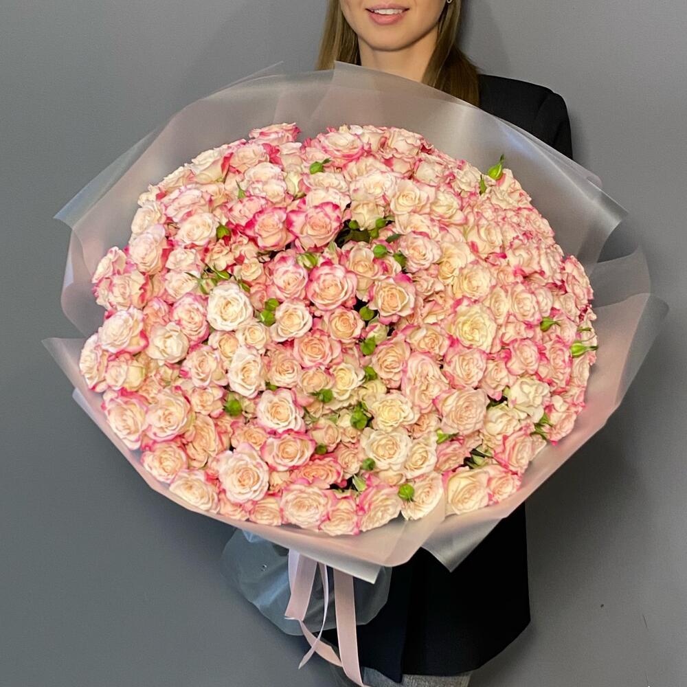 Большой букет кустовых роз Рефлекс (51 шт)