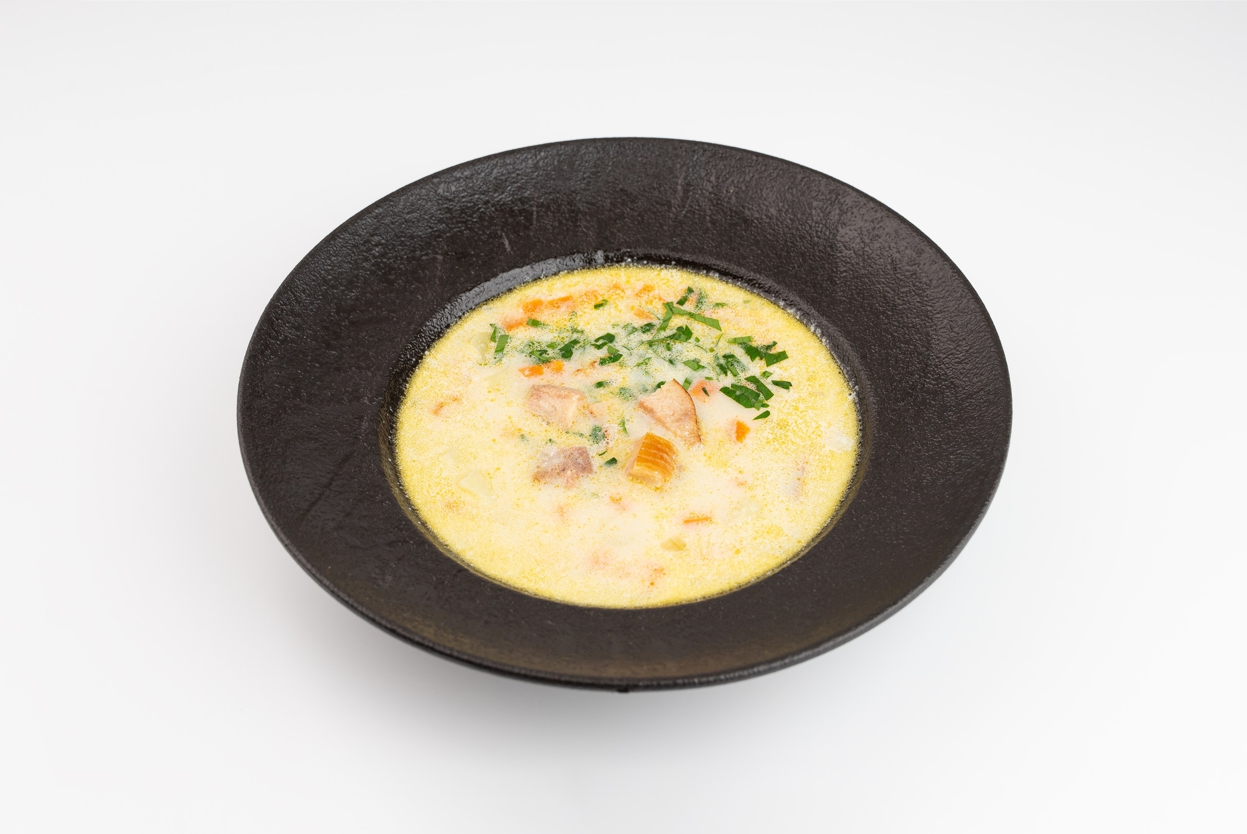 Суп уха по-фински с копченым сомом