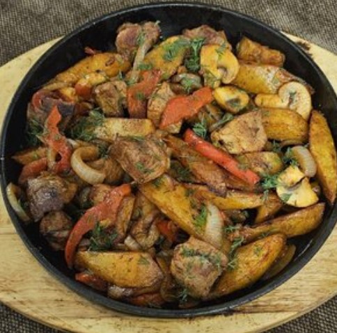 Сковородка с курицей