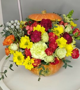 Композиция в тыкве