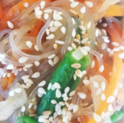 Фунчоза с курицей терияки