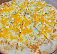 Пицца Четыре сыра большая